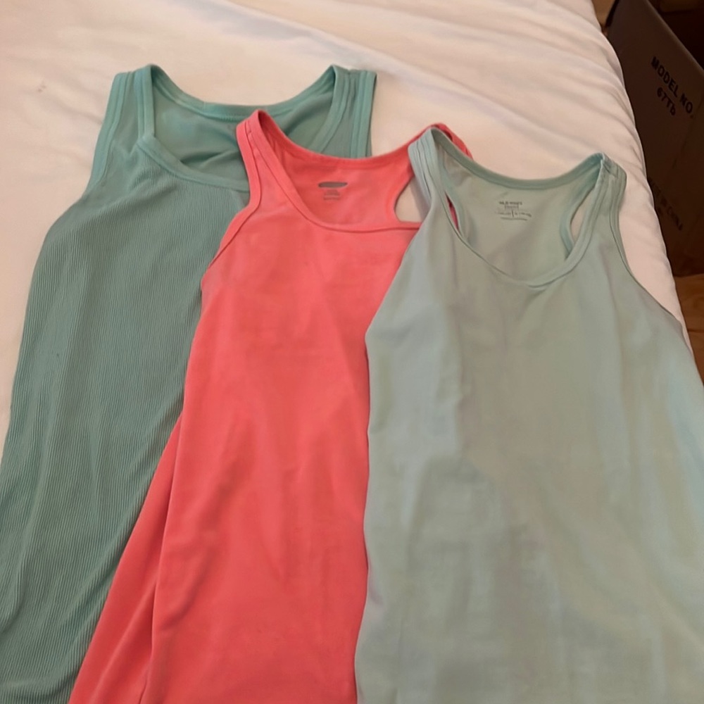 Lot of 3 girls tank tops